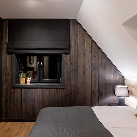 Rentplanet - Wierzcholki - 8-osobowe Chocholow